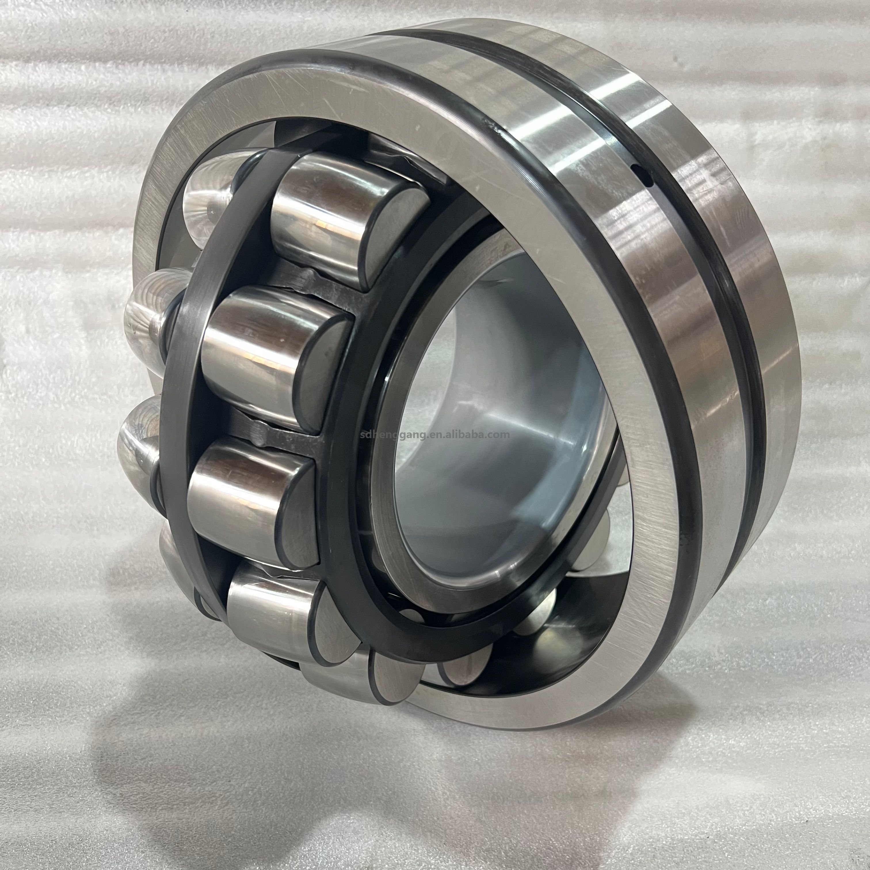 Double Row Spherical Roller Bearing 22328-E1-XL-T41D Radial Self-Aligning Bearing 140X300X102mm for Vibrating Application